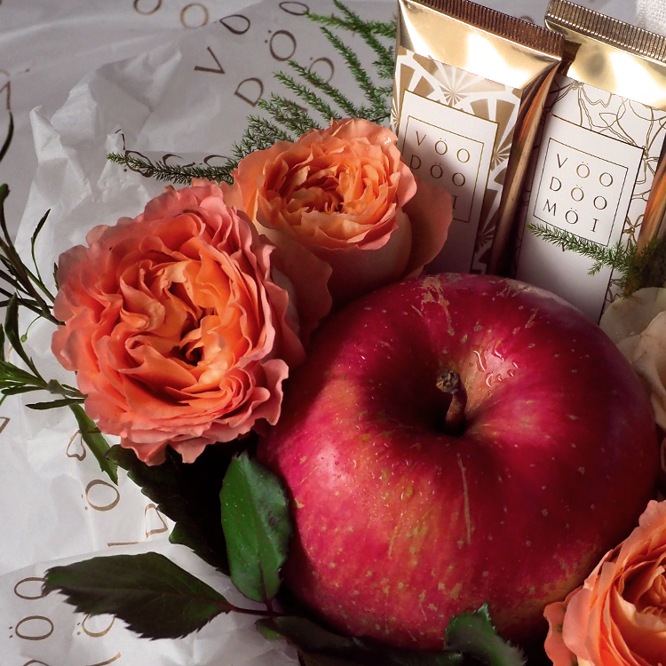 VÖODÖOMÖI 好魔 x Aromapple 馧室香氛選果 攜手打造「一輪玫瑰禮盒」