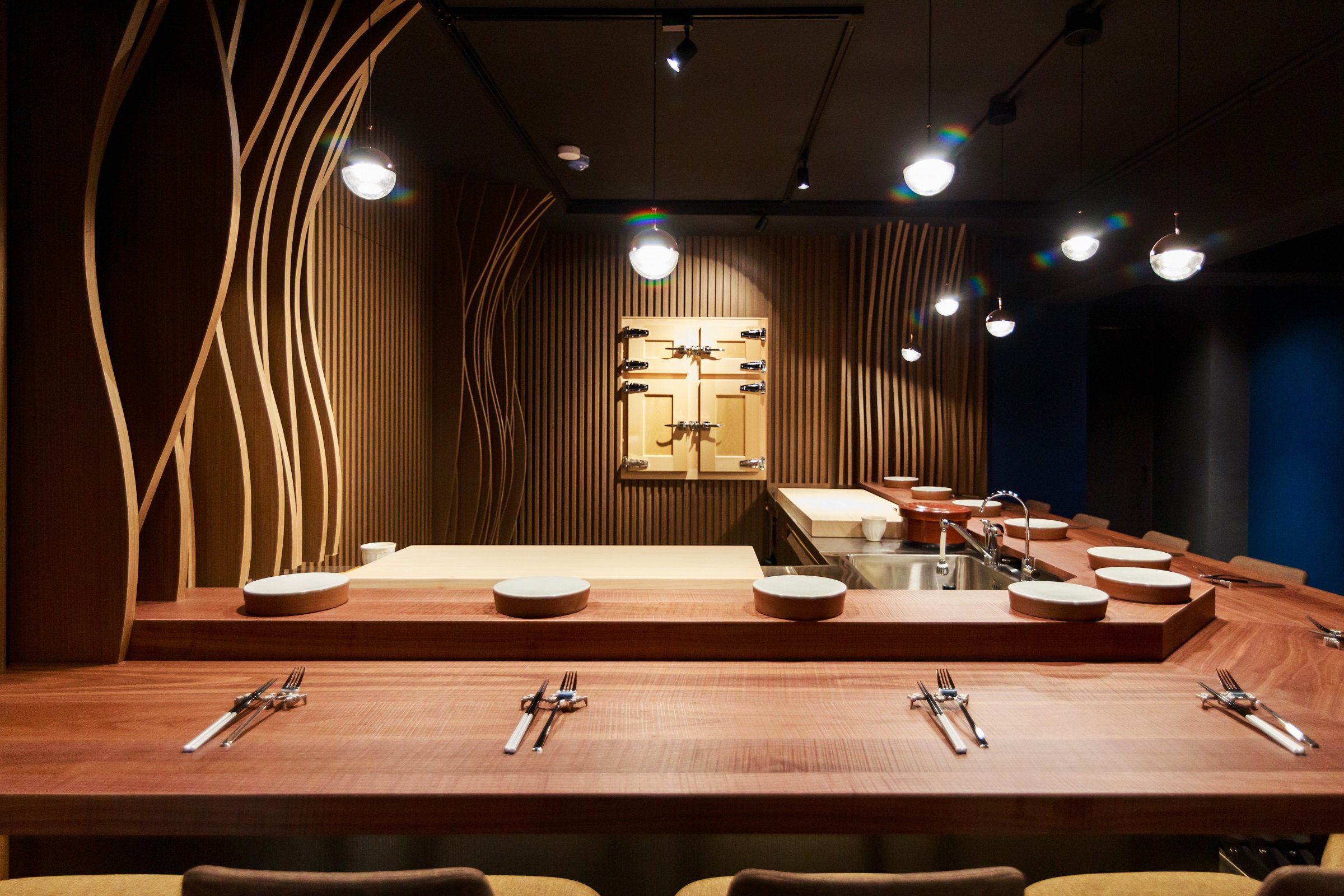 雙主廚餐廳 blu koi 台北東區揭幕 顛覆傳統日料想像