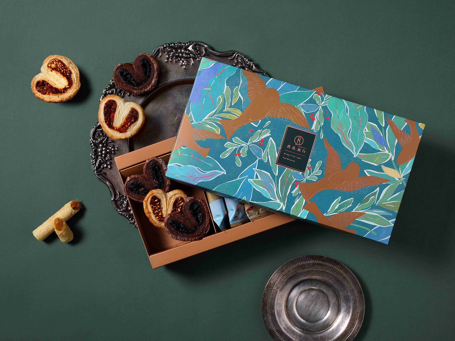 青鳥旅行端午禮盒採手繪風設計 新品夾餡蝴蝶酥上市