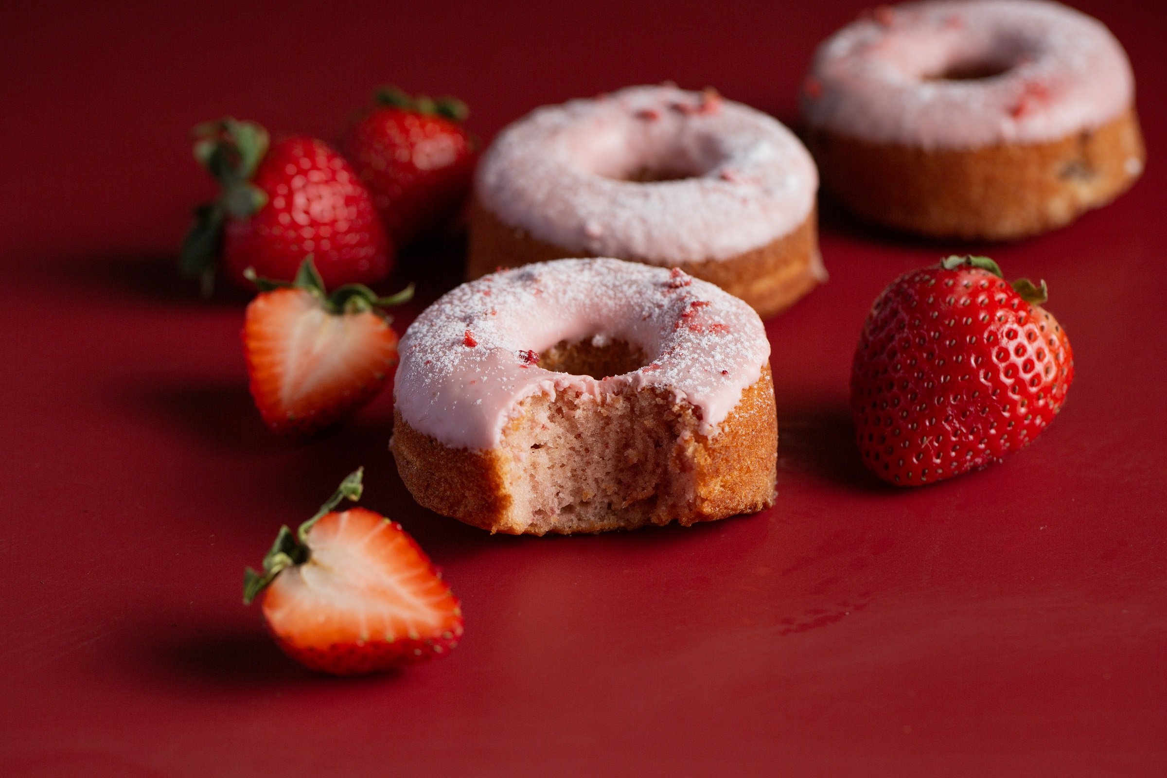 LA ONE 旗下 Bakery、Pizza、歐陸廚房與 Café 攜手推出草莓季限定商品